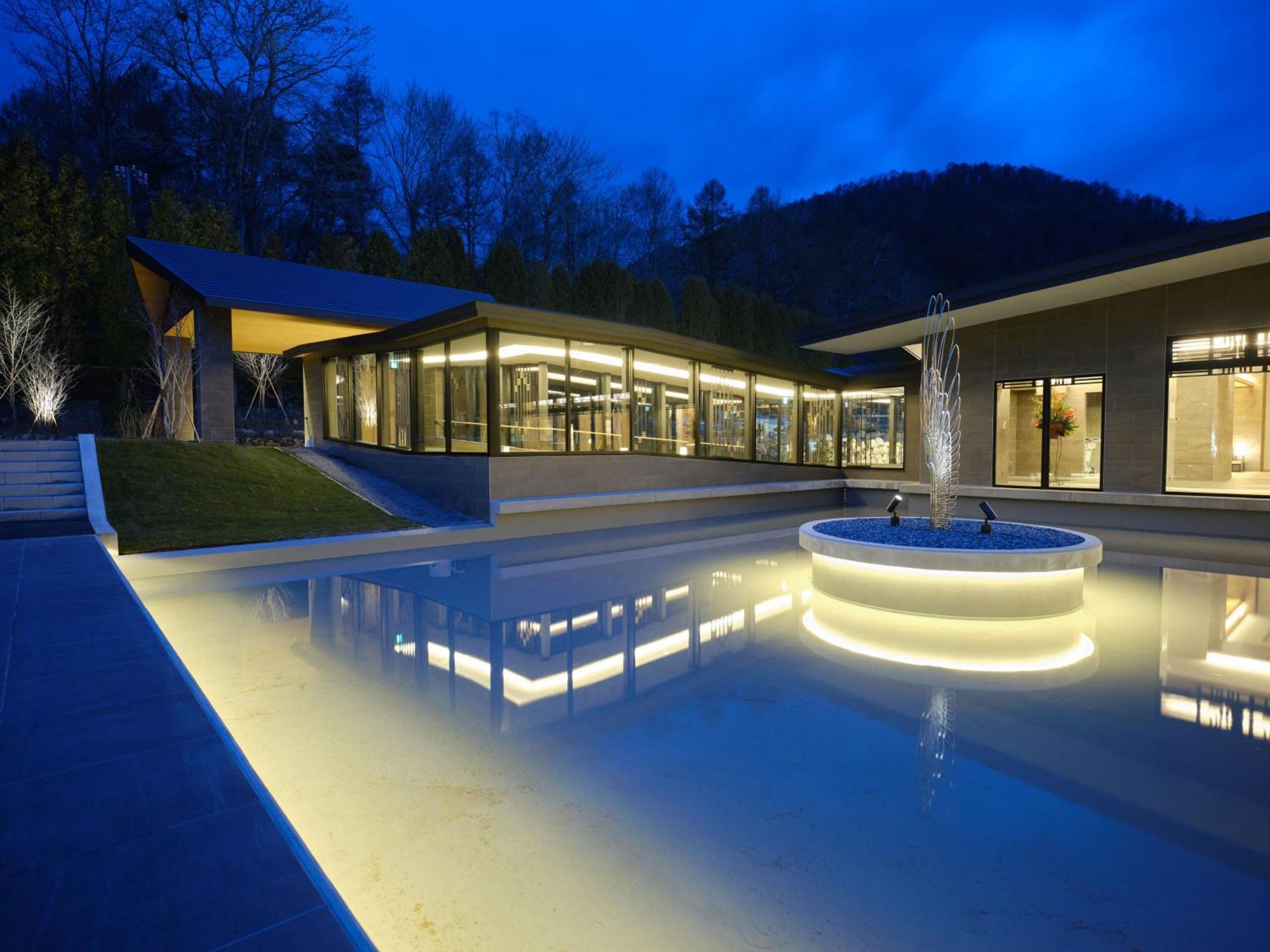 Lake Toya Tsuruga Resort Hikarinouta Toyako Exteriör bild