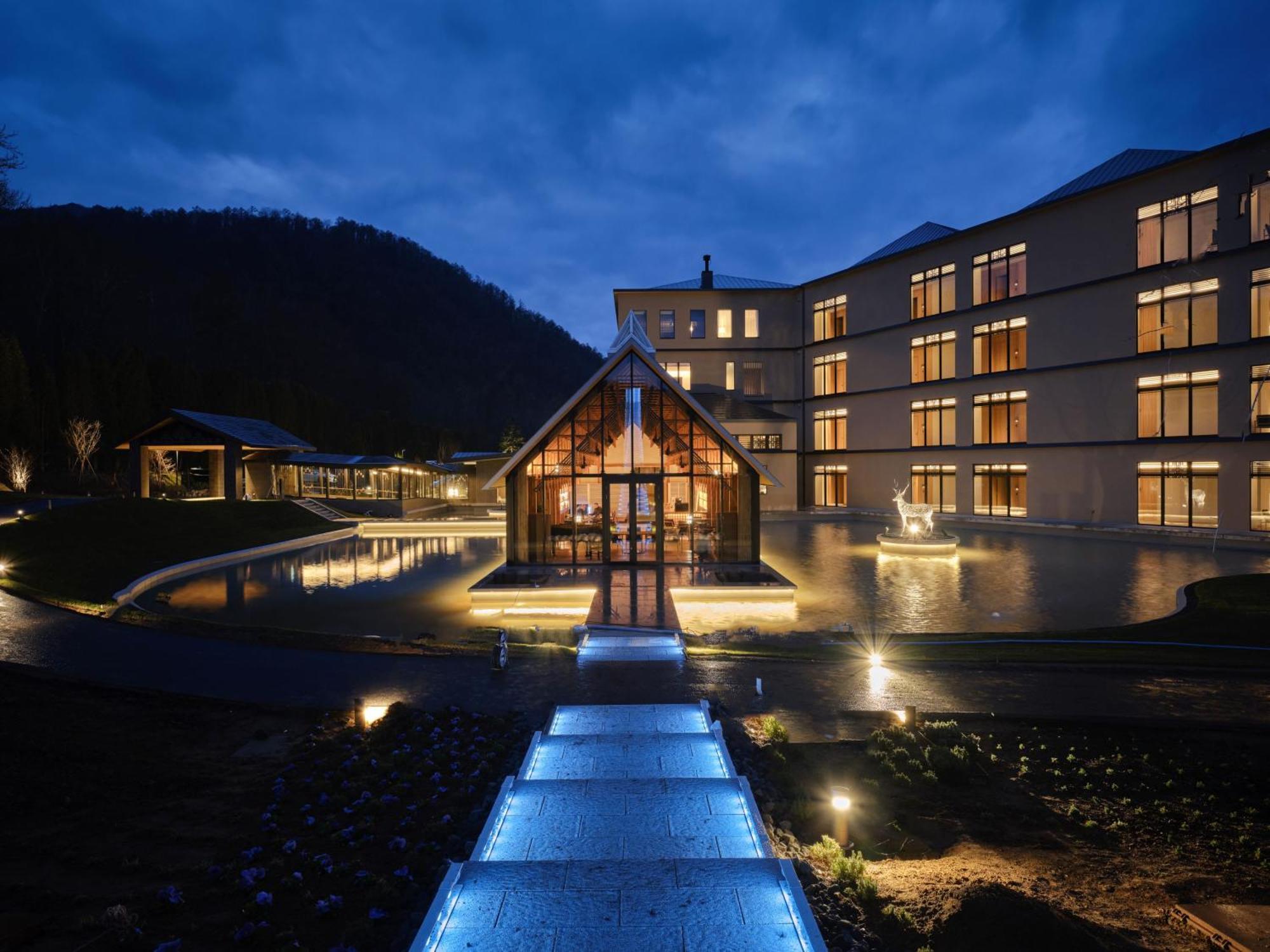 Lake Toya Tsuruga Resort Hikarinouta Toyako Exteriör bild